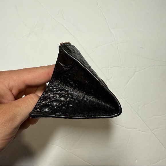 Brahmin Black Coin Pouch Crocodile Embossed Gold Hardware Zipper Coin Purse - Picture 7 of 8
